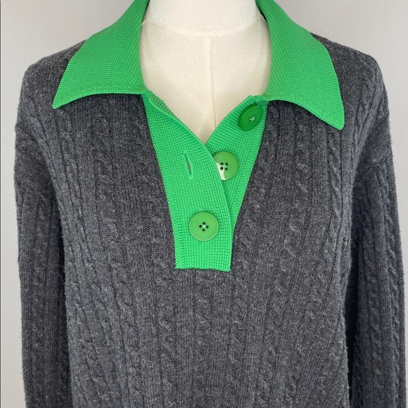 Sandro Reno Sweater with Green Contrast Collar, US 10 - Picture 9 of 10
